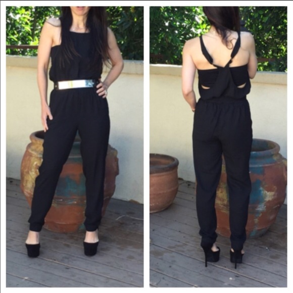 ✨LAST ONE ✨chic black jumpsuit overalls - Picture 3 of 5